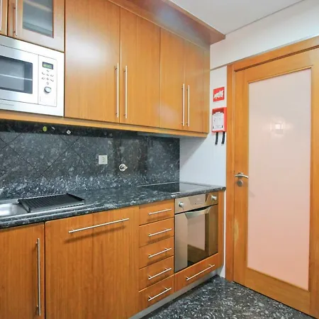 Oporto Beach Metro Apartment